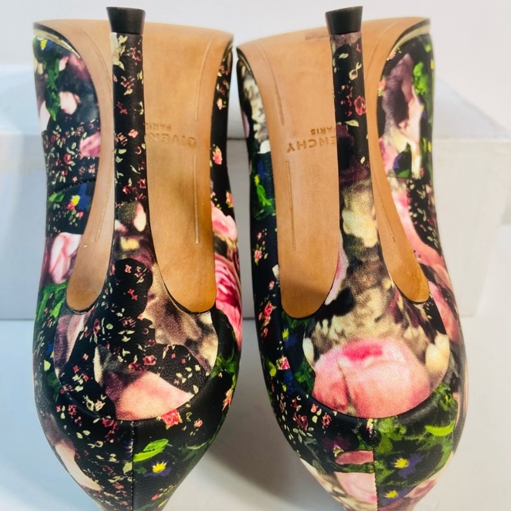 GIVENCHY Floral  Pumps - Picture 15 of 17
